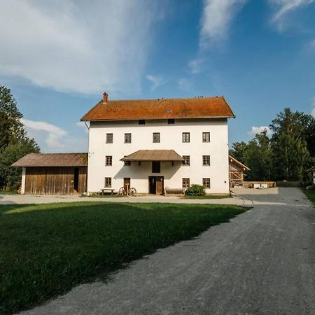 Veranstaltungszentrum Pruehmuehle Mit Schlafplaetzen Villa Eggenfelden Buitenkant foto