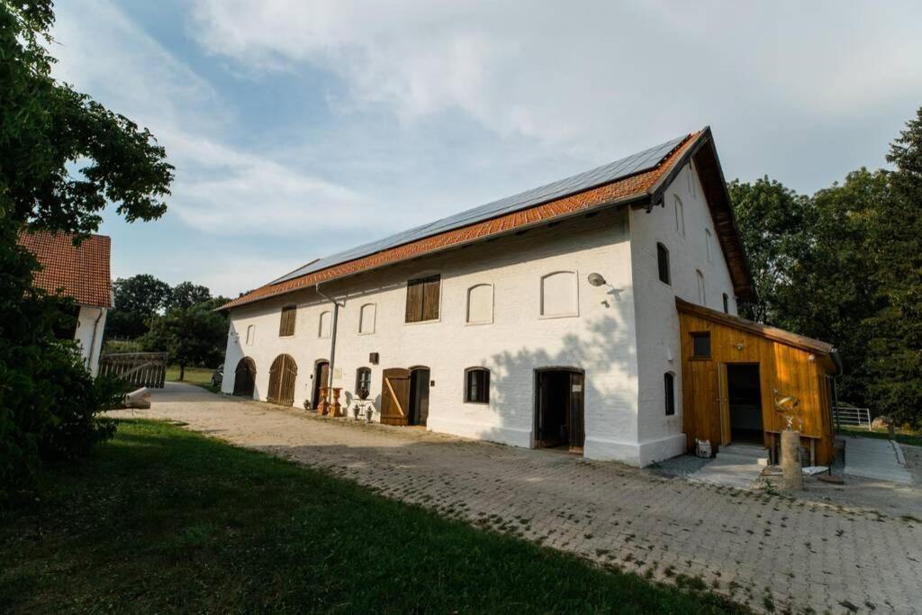 Veranstaltungszentrum Pruehmuehle Mit Schlafplaetzen Villa Eggenfelden Buitenkant foto