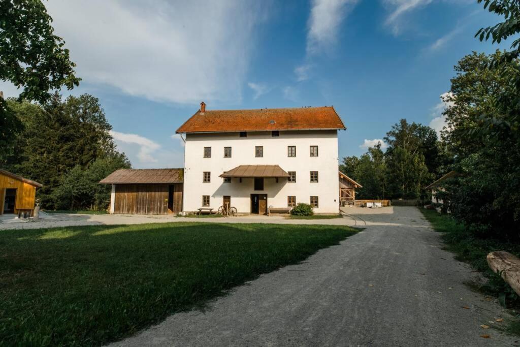 Veranstaltungszentrum Pruehmuehle Mit Schlafplaetzen Villa Eggenfelden Buitenkant foto